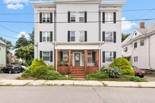 22 Auburn St, Malden, MA 02148 - Photo 13