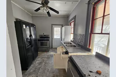 24 Spring St, North Adams, MA 01247 - Photo 3