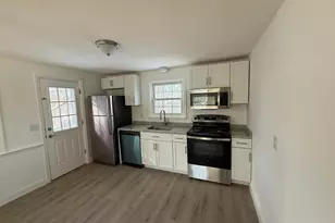 91 Lower E St, Dedham, MA 02026 - Photo 3