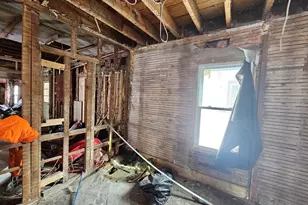 27 Hall St, North Adams, MA 01247 - Photo 19