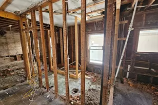 27 Hall St, North Adams, MA 01247 - Photo 5