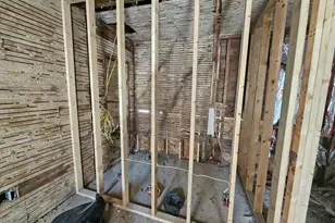 27 Hall St, North Adams, MA 01247 - Photo 11