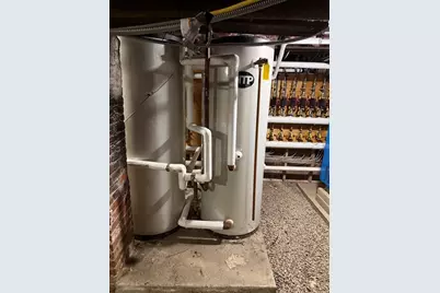 2 Preston St, Worcester, MA 01610 - Photo 15