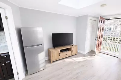 92 Elm St #1, Quincy, MA 02169 - Photo 3