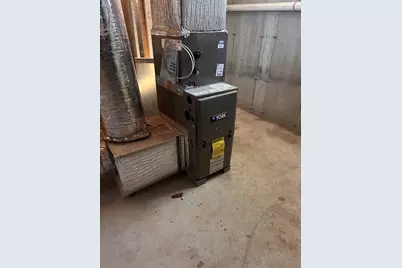 136 Dean St, Taunton, MA 02780 - Photo 7