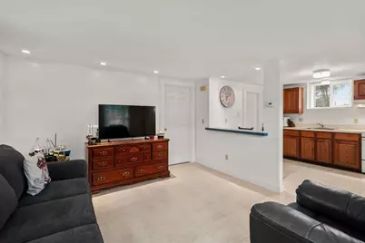 880 Washington Street, Holliston, MA 01746 - Photo 19