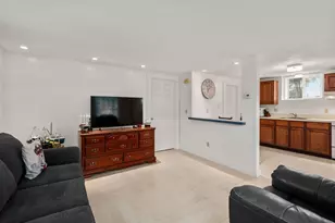 880 Washington St, Holliston, MA 01746 - Photo 19