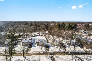 120 Bridle Path Rd, Springfield, MA 01118 - Photo 1