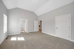 19 Louis Farm Rd, Dracut, MA 01826 - Photo 21