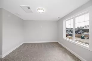 19 Louis Farm Rd, Dracut, MA 01826 - Photo 29