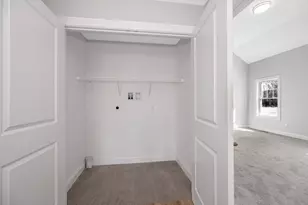 19 Louis Farm Rd, Dracut, MA 01826 - Photo 17