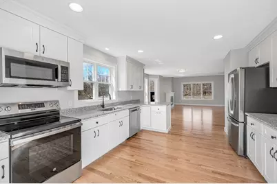 19 Louis Farm Road #19, Dracut, MA 01826 - Photo 13