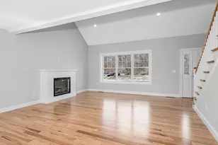 19 Louis Farm Rd, Dracut, MA 01826 - Photo 7