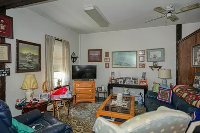 7 Prospect St, Woburn, MA 01801 - Photo 15