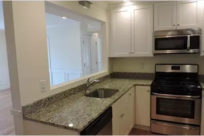 153 Sumner St #6, Quincy, MA 02169 - Photo 3