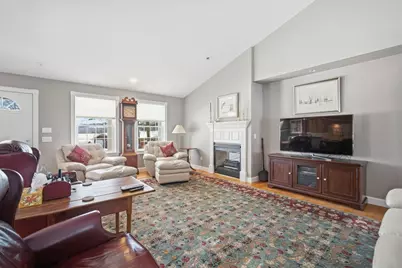 3 Frost Ln, Hadley, MA 01035 - Photo 9