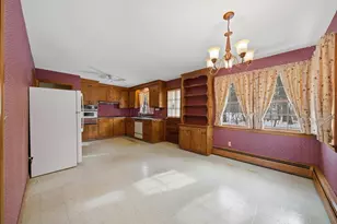 105 Edgewater Rd, Agawam, MA 01001 - Photo 9