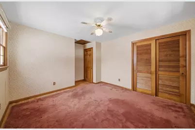 105 Edgewater Rd, Agawam, MA 01001 - Photo 23