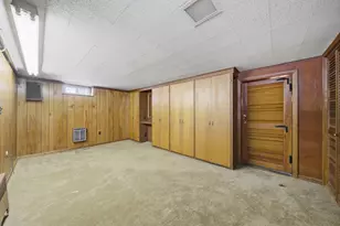 105 Edgewater Rd, Agawam, MA 01001 - Photo 35