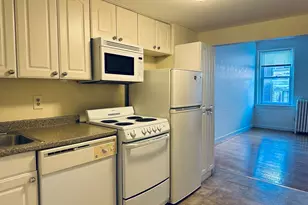 17 S Russell St, Boston, MA 02114 - Photo 1