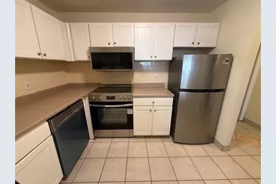 32 Whites Ave #E442, Watertown, MA 02472 - Photo 5