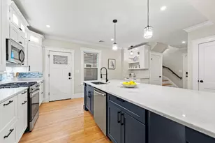 15 Phelps St, Salem, MA 01970 - Photo 11