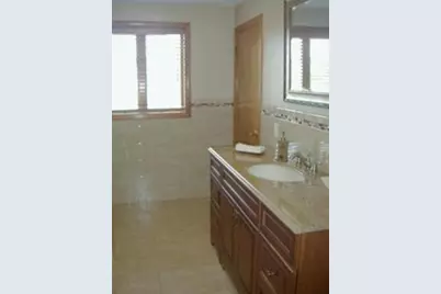 6 Glover Rd #1, Revere, MA 02151 - Photo 3