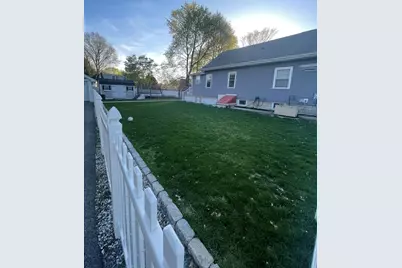 15 Bates Rd, Framingham, MA 01702 - Photo 3