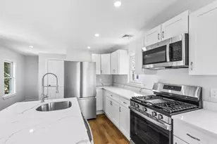 74 Main St, Saugus, MA 01906 - Photo 17