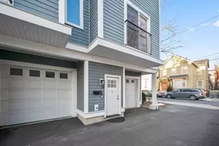 86 Blossom St, Chelsea, MA 02150 - Photo 27