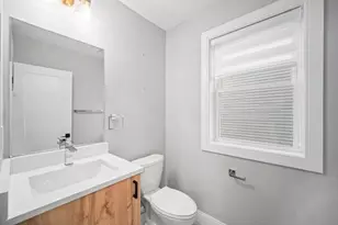 86 Blossom St, Chelsea, MA 02150 - Photo 11