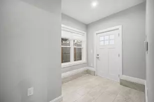 86 Blossom St, Chelsea, MA 02150 - Photo 23