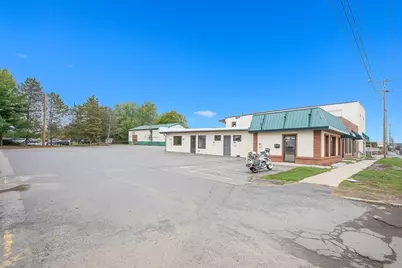 733 Memorial Ave, West Springfield, MA 01089 - Photo 3