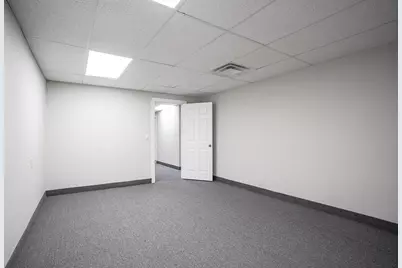 733 Memorial Ave, West Springfield, MA 01089 - Photo 23