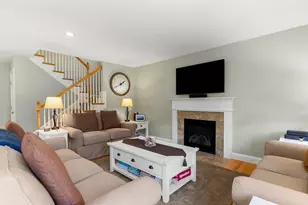 4 Fairway Dr, Groveland, MA 01834 - Photo 11