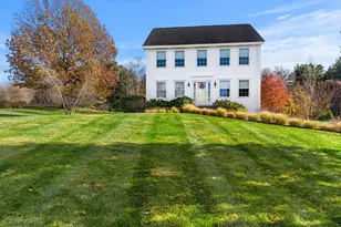 4 Fairway Dr, Groveland, MA 01834 - Photo 3