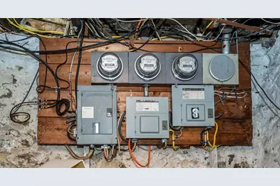 34 Chase St, Beverly, MA 01915 - Photo 33