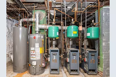 34 Chase St, Beverly, MA 01915 - Photo 31