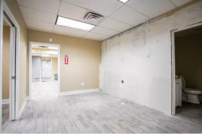 745 Memorial Ave, West Springfield, MA 01089 - Photo 11