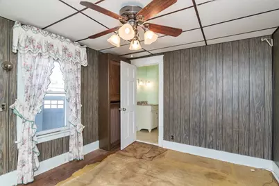 31 Greenwich St, Ludlow, MA 01056 - Photo 11