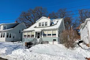 31 Greenwich St, Ludlow, MA 01056 - Photo 1