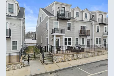 25 Howland St #2, Plymouth, MA 02360 - Photo 1
