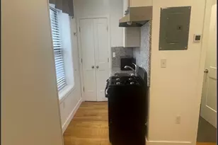 21 5th St, Chelsea, MA 02150 - Photo 3