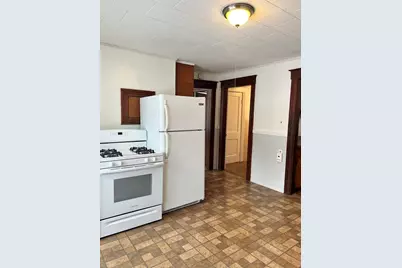 52 Lincoln St #1, North Andover, MA 01845 - Photo 3