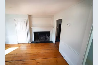 31 Mugford St. #2, Marblehead, MA 01945 - Photo 5