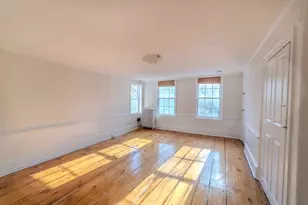 31 Mugford St, Marblehead, MA 01945 - Photo 11