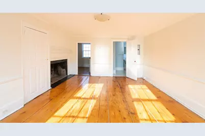 31 Mugford St. #2, Marblehead, MA 01945 - Photo 9