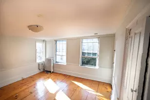 31 Mugford St, Marblehead, MA 01945 - Photo 3