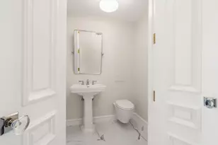 357-359 Beacon St, Boston, MA 02116 - Photo 9