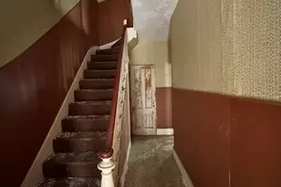 8 Glover Ct, Boston, MA 02127 - Photo 3